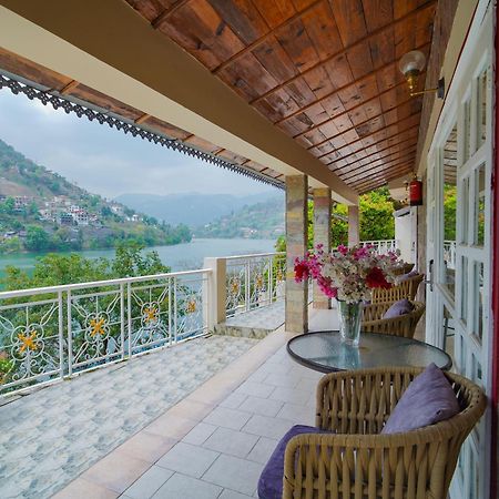 Neelesh Inn- A Luxury Lake View Hotel- 20 Kms From Nainital Bhīm Tāl エクステリア 写真
