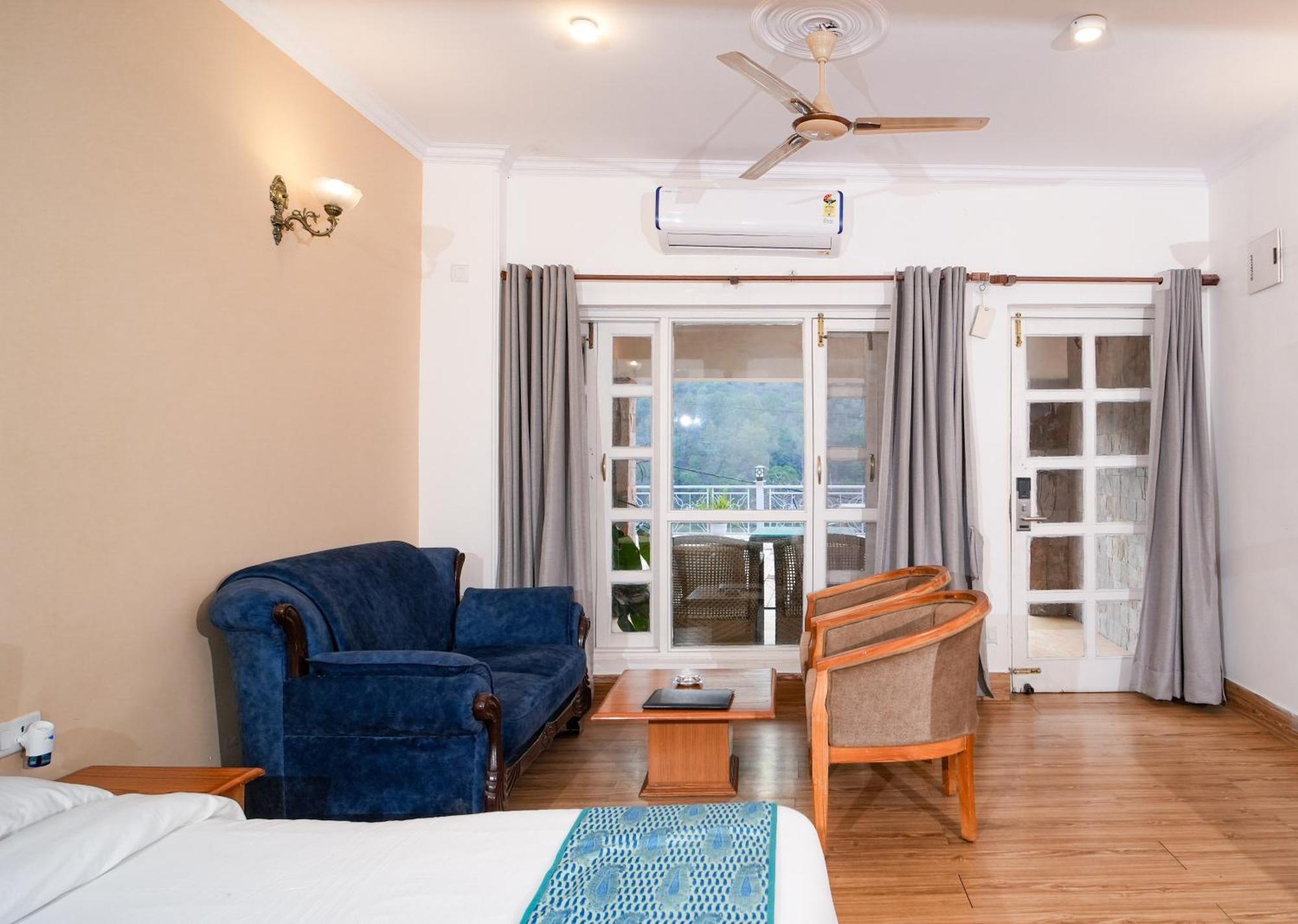 Neelesh Inn- A Luxury Lake View Hotel- 20 Kms From Nainital Bhīm Tāl エクステリア 写真